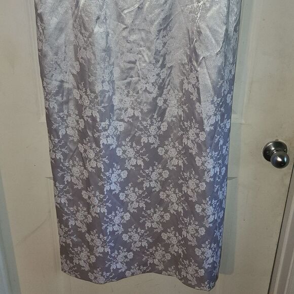 White Asian Maxi Dress - Picture 2 of 6